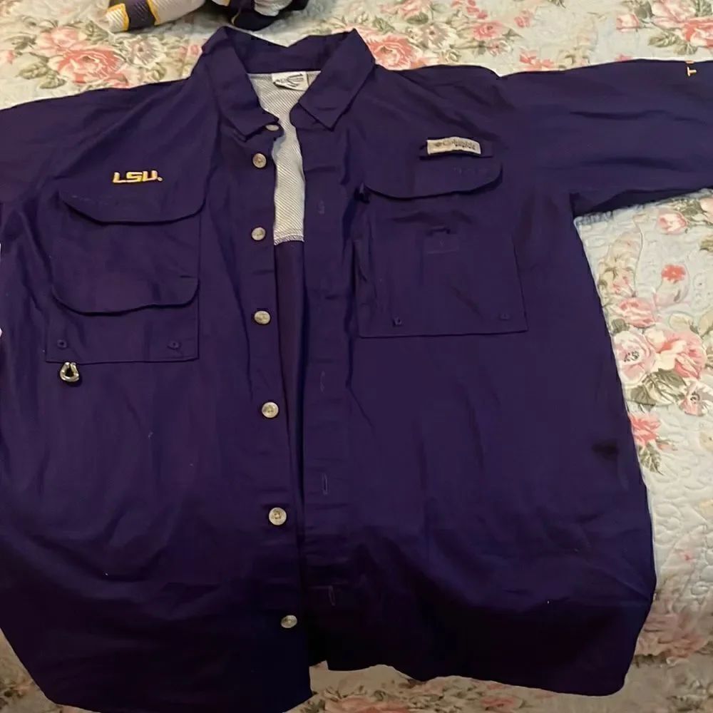 Columbia, LSU shirt 